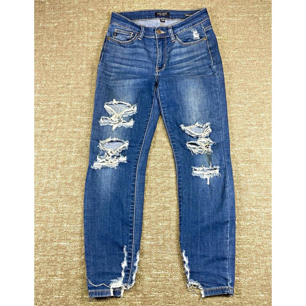 women’s Judy Blue skinny fit medium wash blue distressed denim jeans 7/28